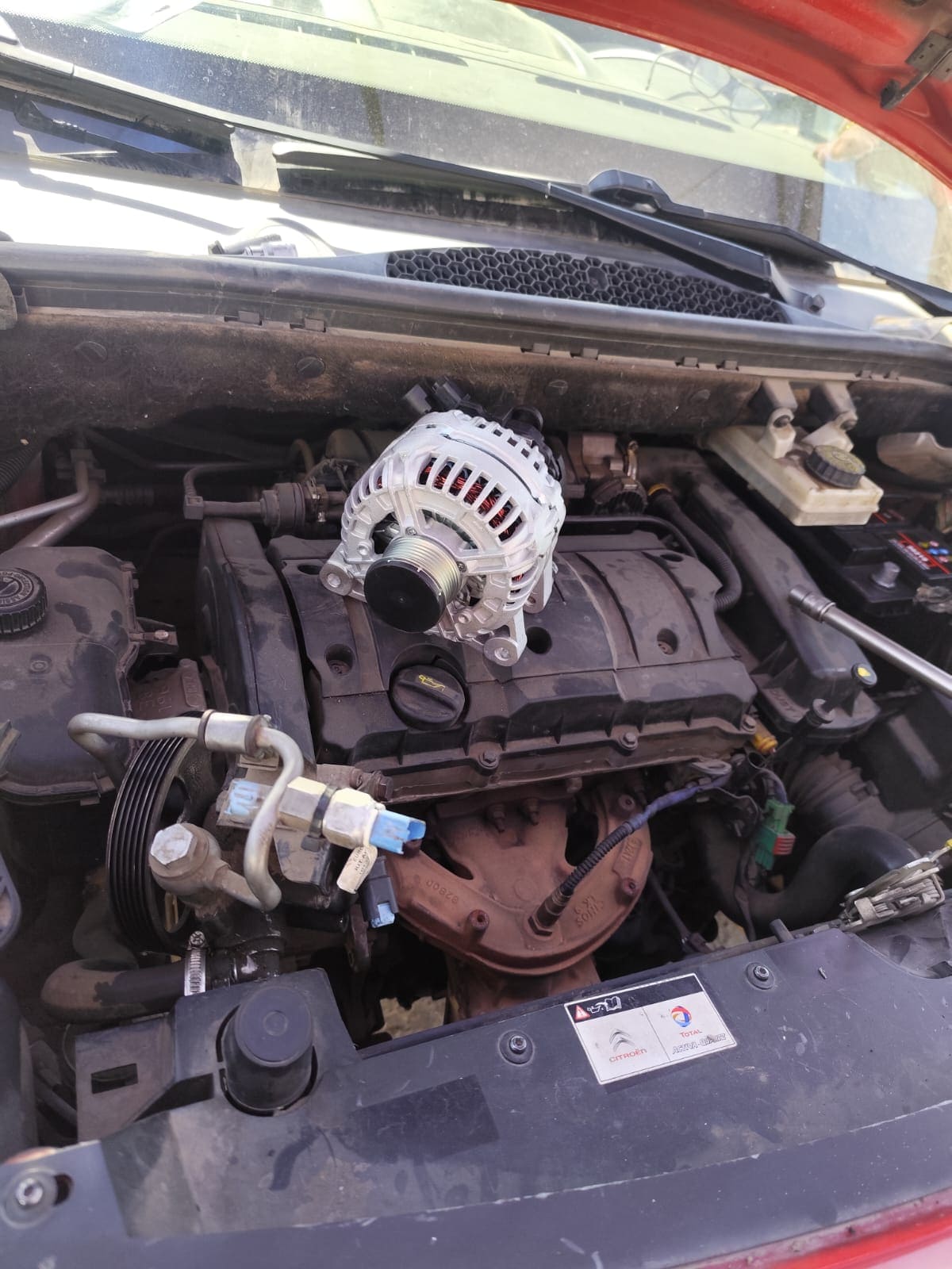 Auxilio mecánico inmediato 24/7